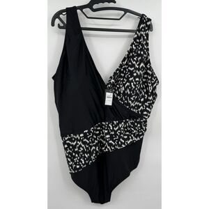 Avenue Swimsuit Plus SZ 24 One Piece Crossover Front Leopard Black‎ Lined NWT